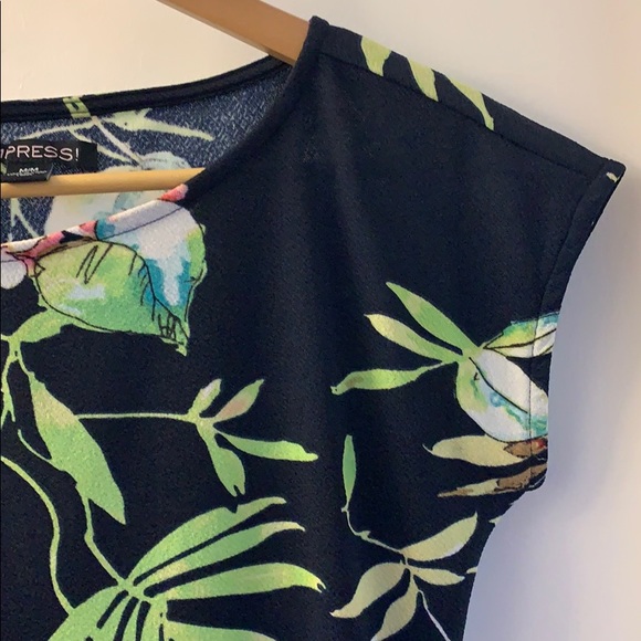 Floral dress - Picture 3 of 8